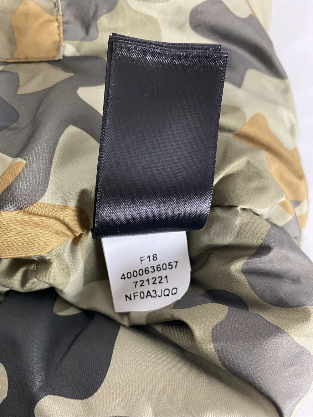 The North Face 700 Puffer Down Vest Men’s Large